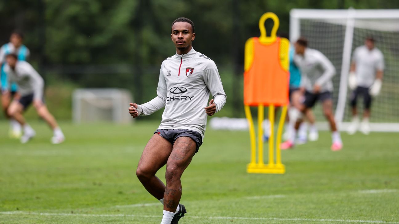 巴萨盯上伯恩茅斯前锋克鲁皮,阿尔瓦雷斯仍是头号目标